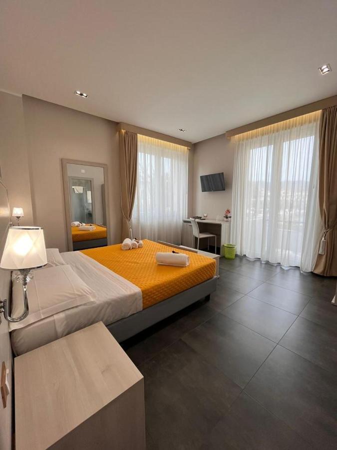 B&B Margherita Messina Exteriör bild